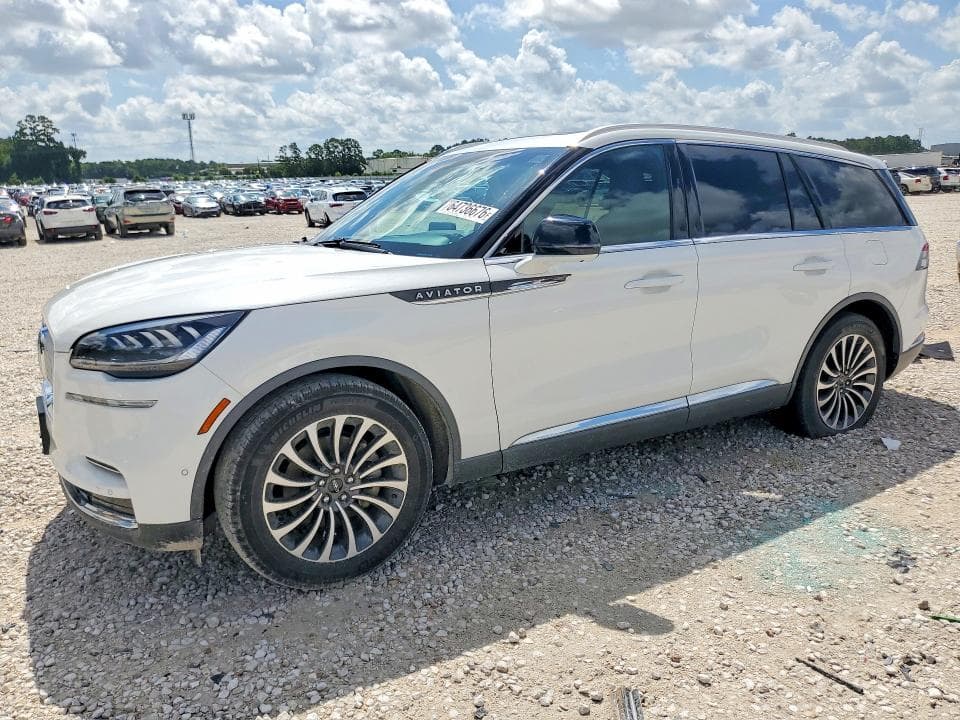 2022 LINCOLN AVIATOR RESERVE - 1