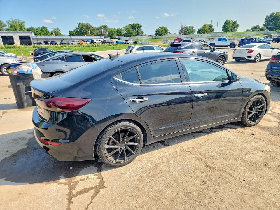 2017 HYUNDAI ELANTRA LIMITED 3