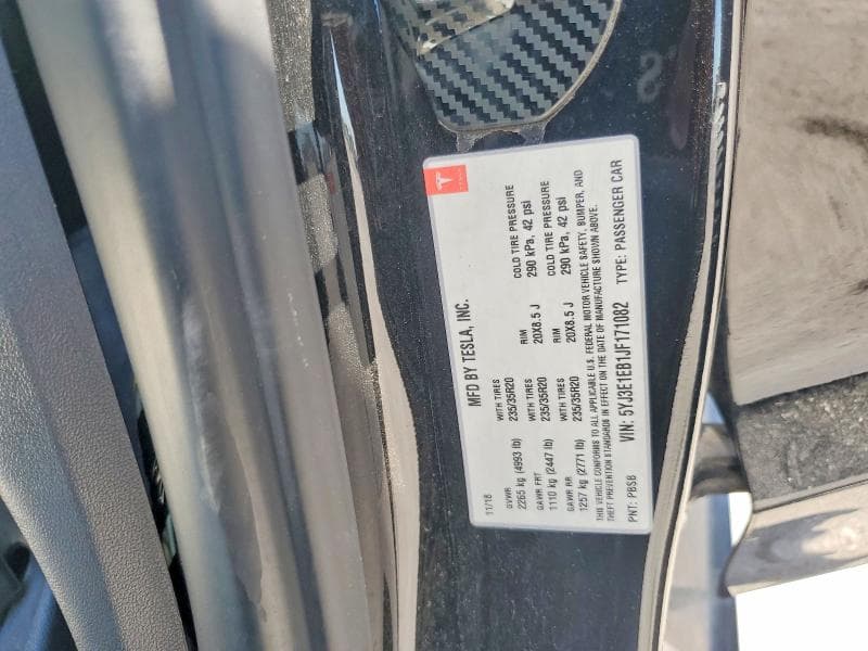 2018 TESLA MODEL 3 12