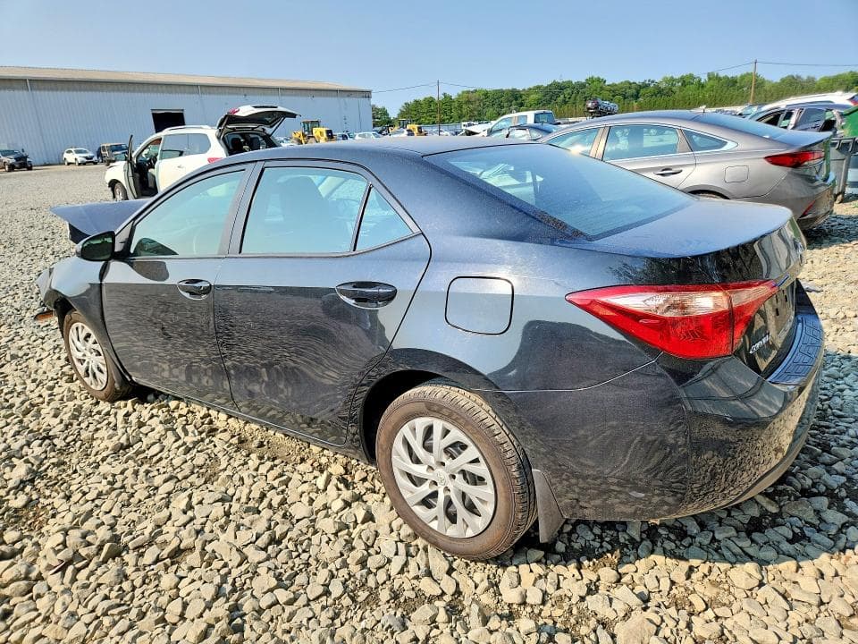 2017 TOYOTA COROLLA LE 2
