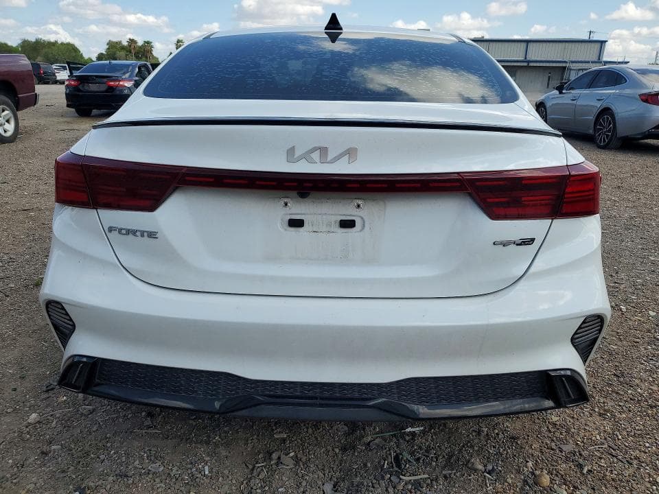 2023 KIA FORTE GT LINE 6