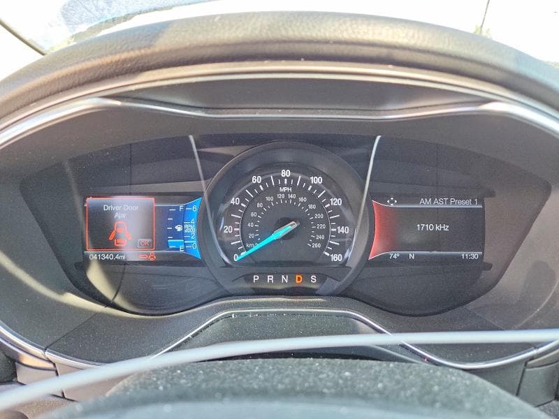 2017 FORD FUSION SE 9