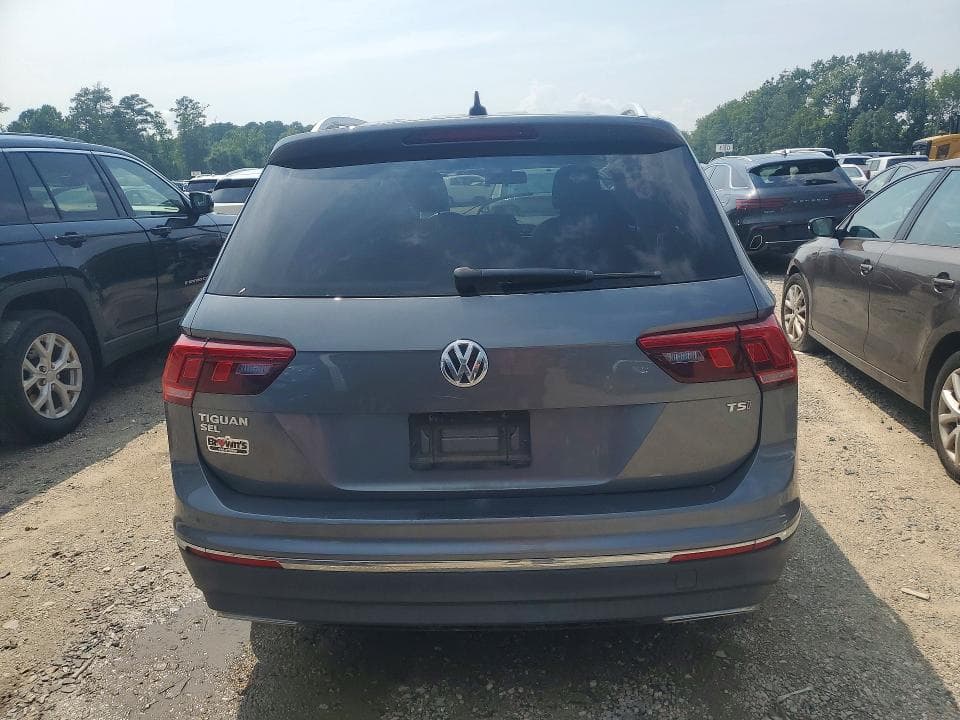 2018 VOLKSWAGEN TIGUAN SE 6