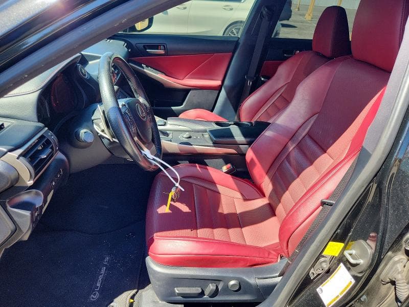 2019 LEXUS IS 300 7