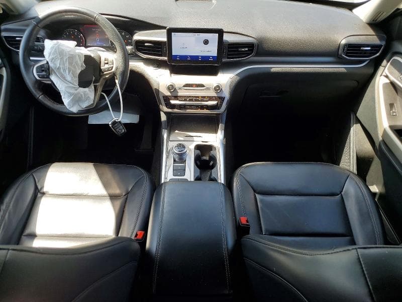 2021 FORD EXPLORER XLT 8