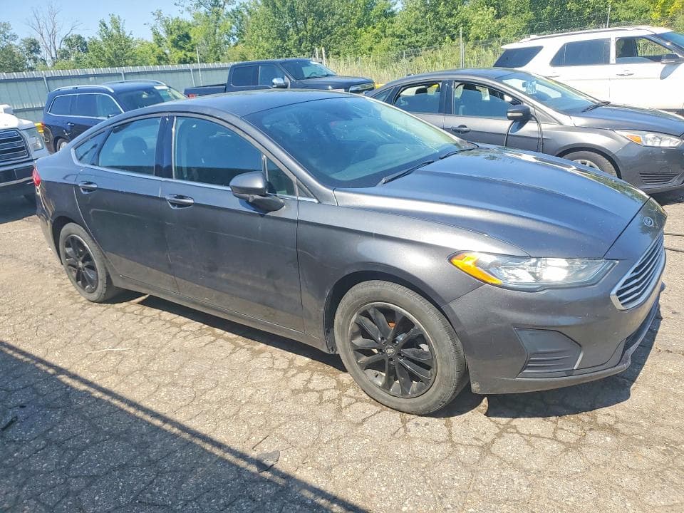 2020 FORD FUSION SE 4