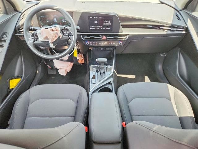 2026 KIA NIRO LX 8