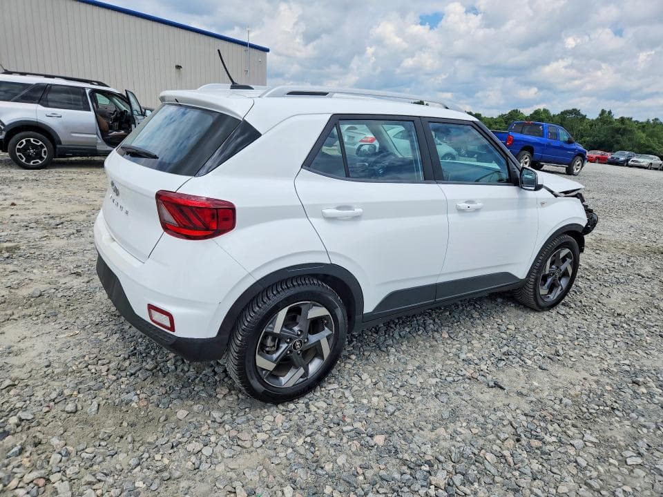 2024 HYUNDAI VENUE SEL 6