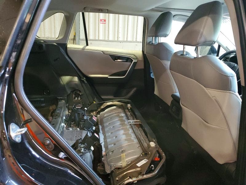 2019 TOYOTA RAV4 LIMITED 11