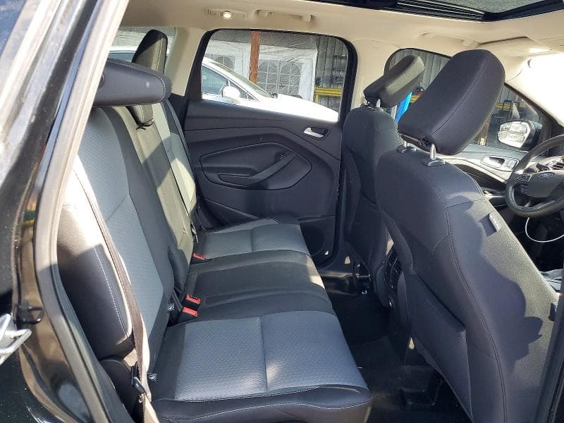 2018 FORD ESCAPE SE 10