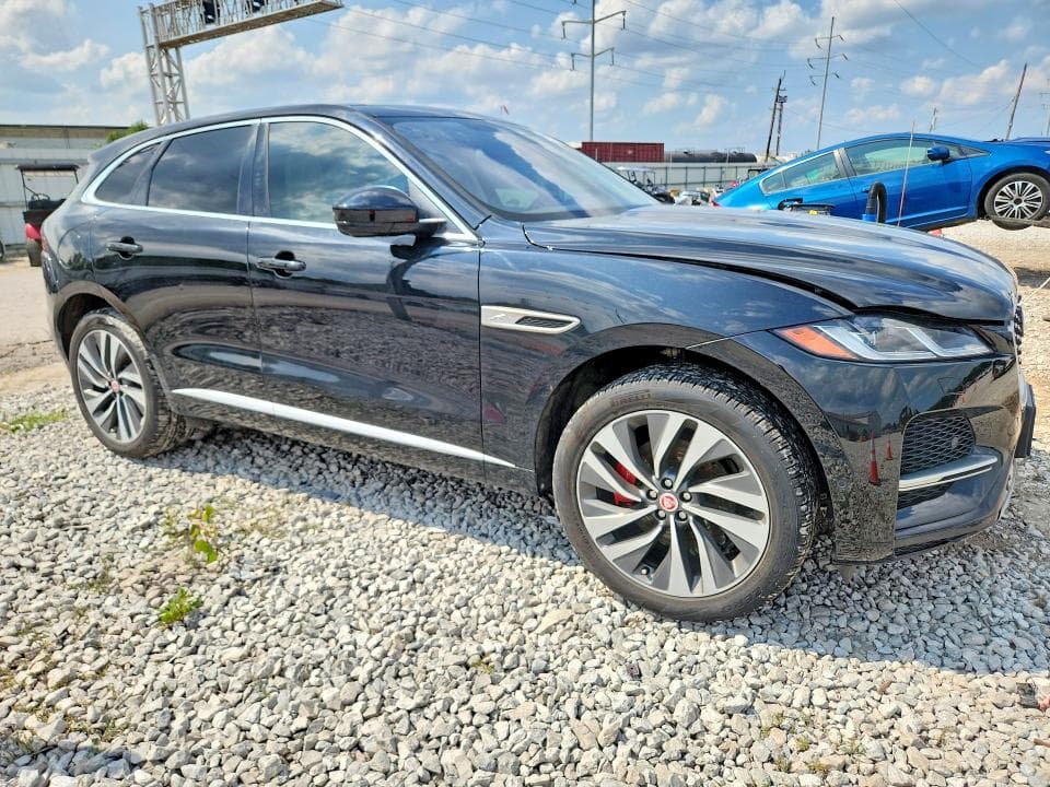2021 JAGUAR F-PACE S 4