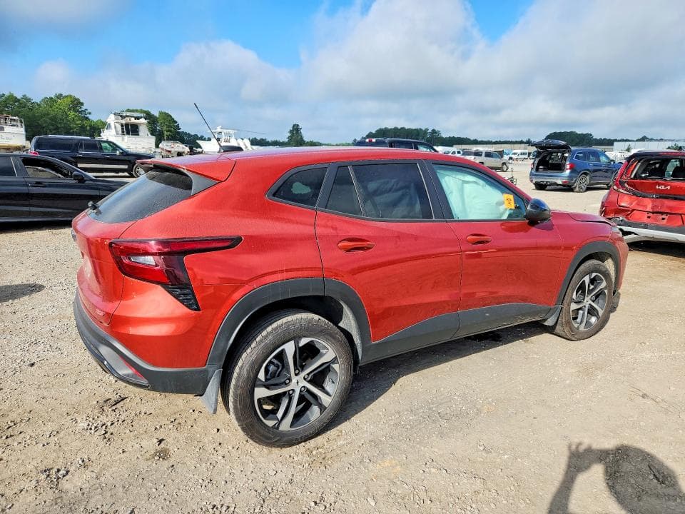 2024 CHEVROLET TRAX 1RS 3