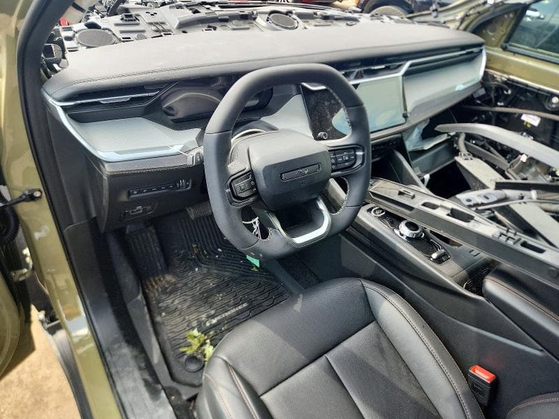2026 JEEP CHEROKEE LAREDO 8