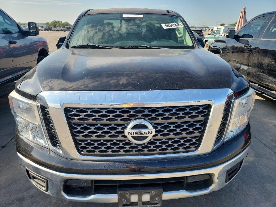 2018 NISSAN TITAN SV 5