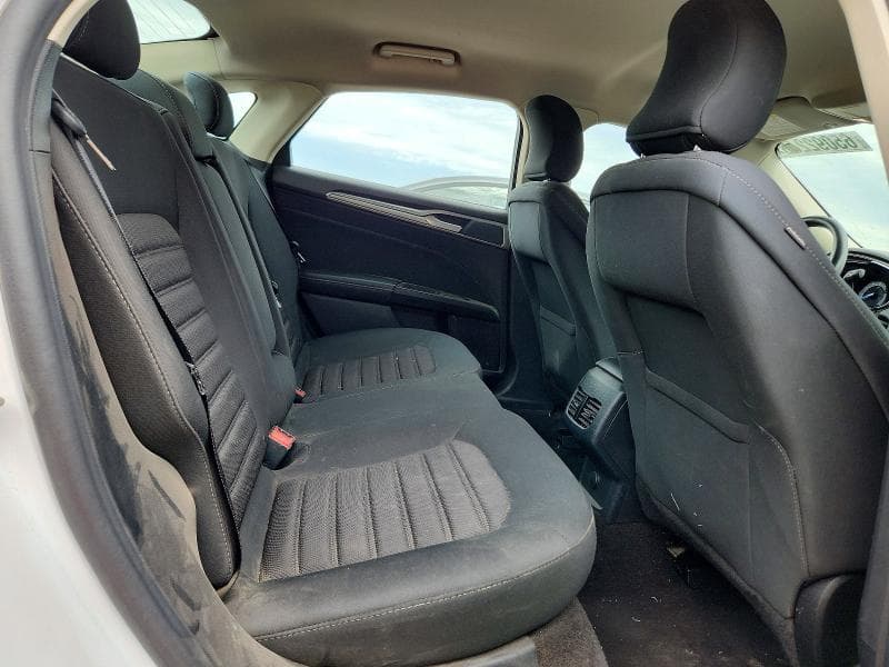 2019 FORD FUSION SE 10