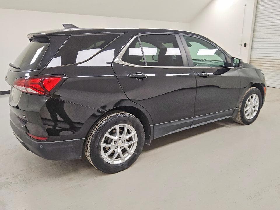 2022 CHEVROLET EQUINOX LT 3