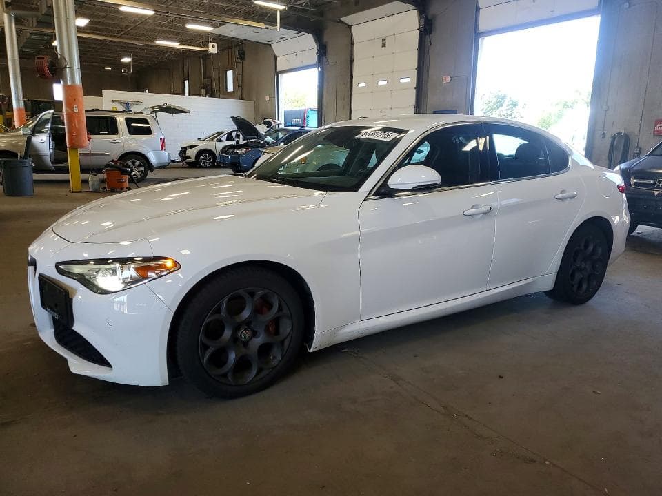 2017 ALFA ROMEO GIULIA Q4 - 1