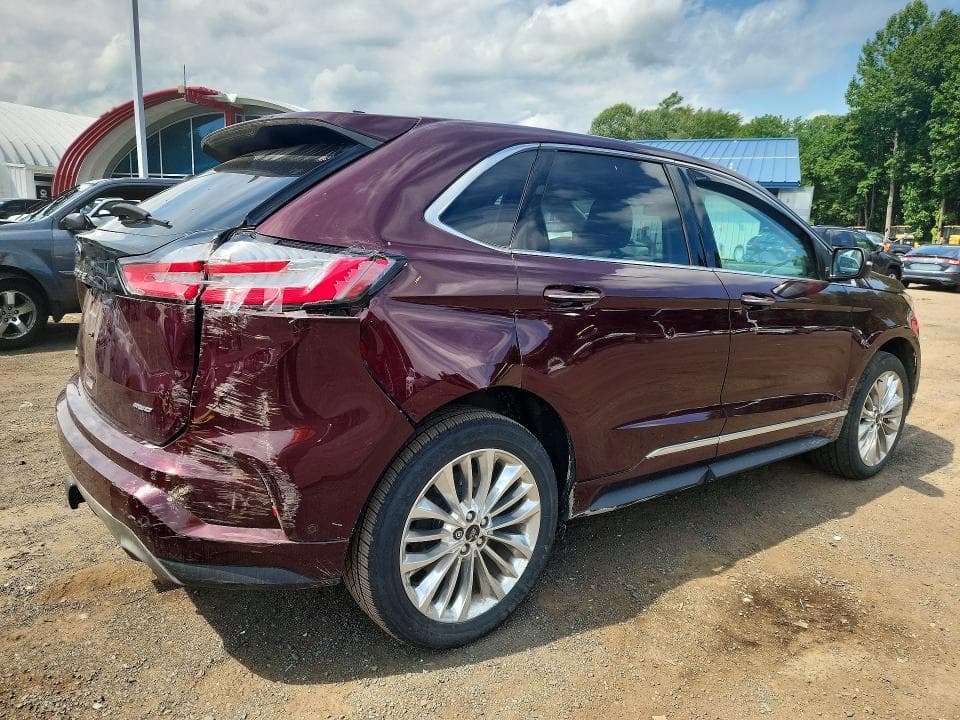 2021 FORD EDGE TITANIUM 3