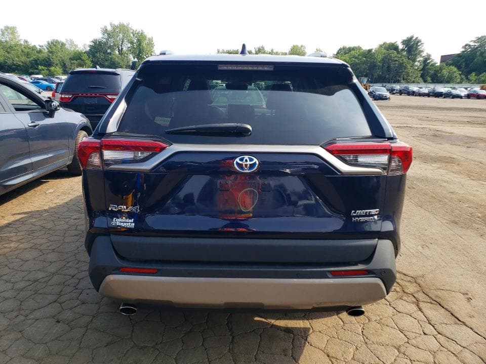 2022 TOYOTA RAV4 LIMITED 6