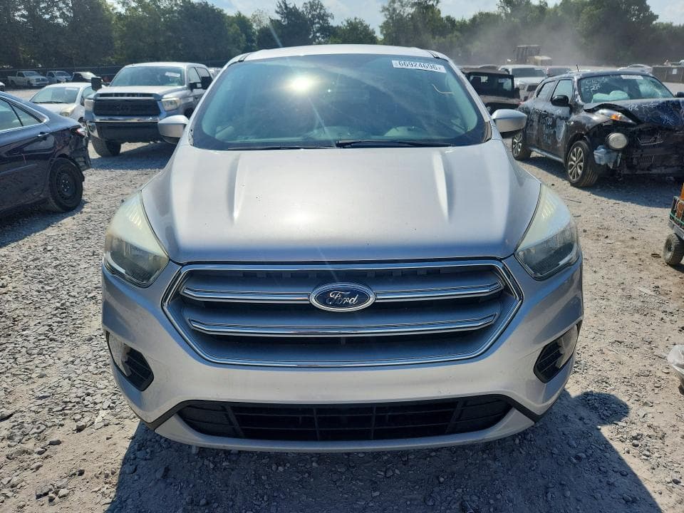 2017 FORD ESCAPE SE 5