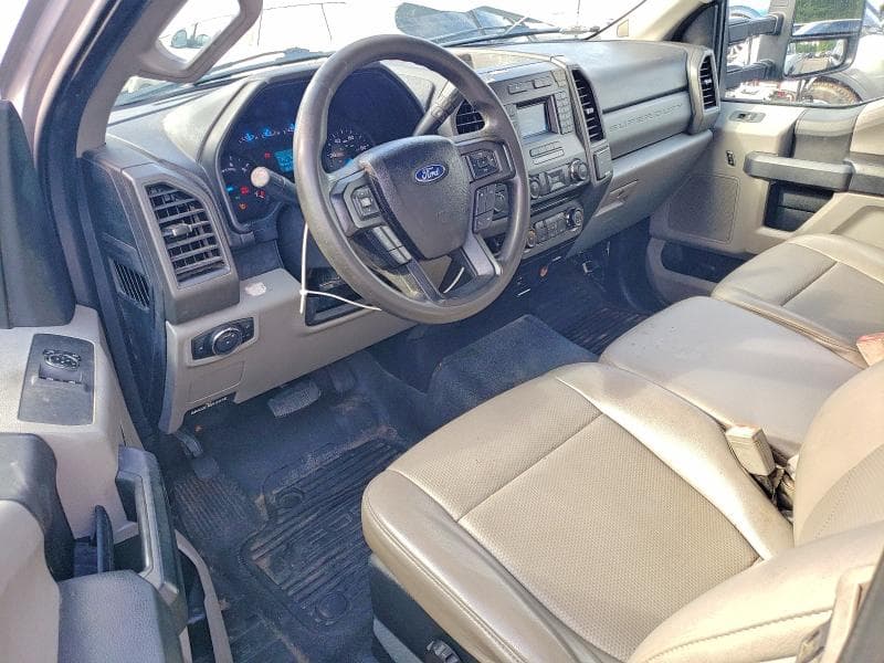 2017 FORD F350 8