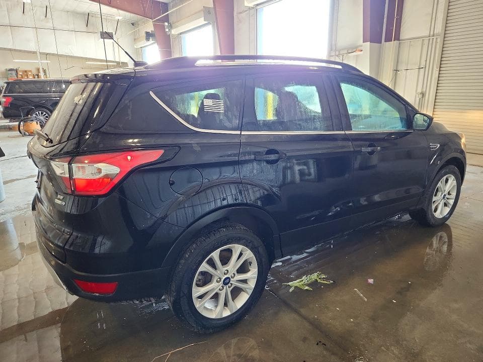 2018 FORD ESCAPE SE 3