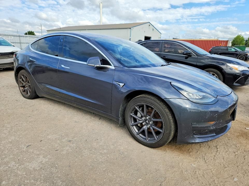 2020 TESLA MODEL 3 4