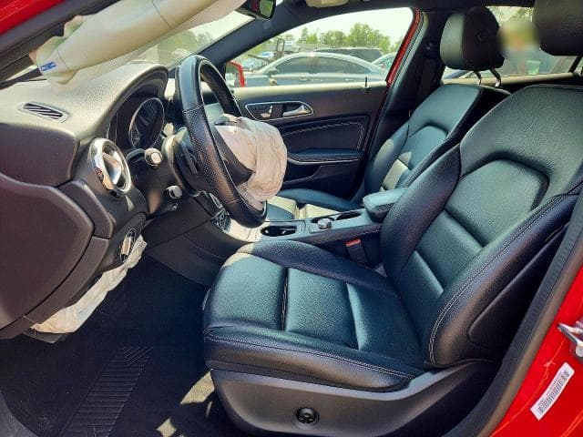 2019 MERCEDES-BENZ GLA 250 7