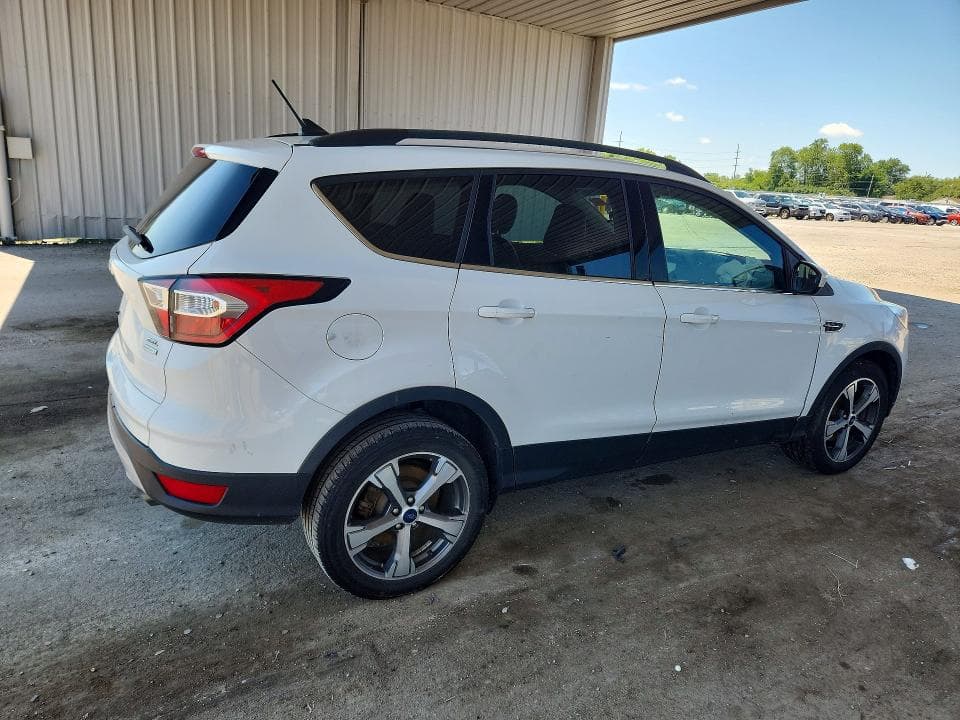 2018 FORD ESCAPE SEL 3