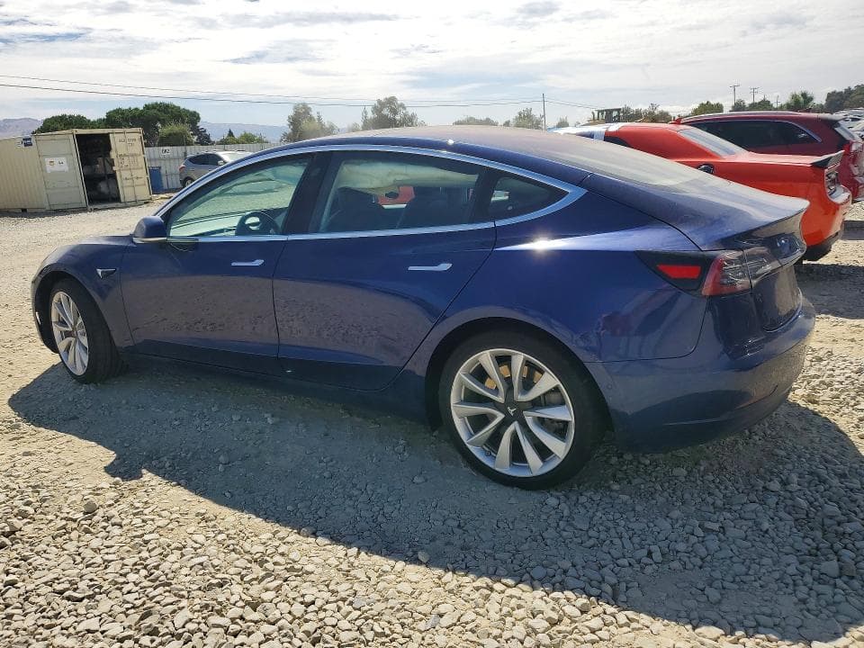 2018 TESLA MODEL 3 2