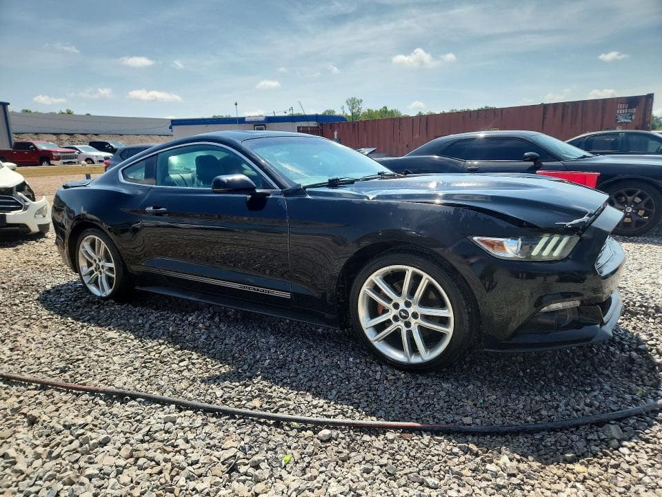 2017 FORD MUSTANG 4