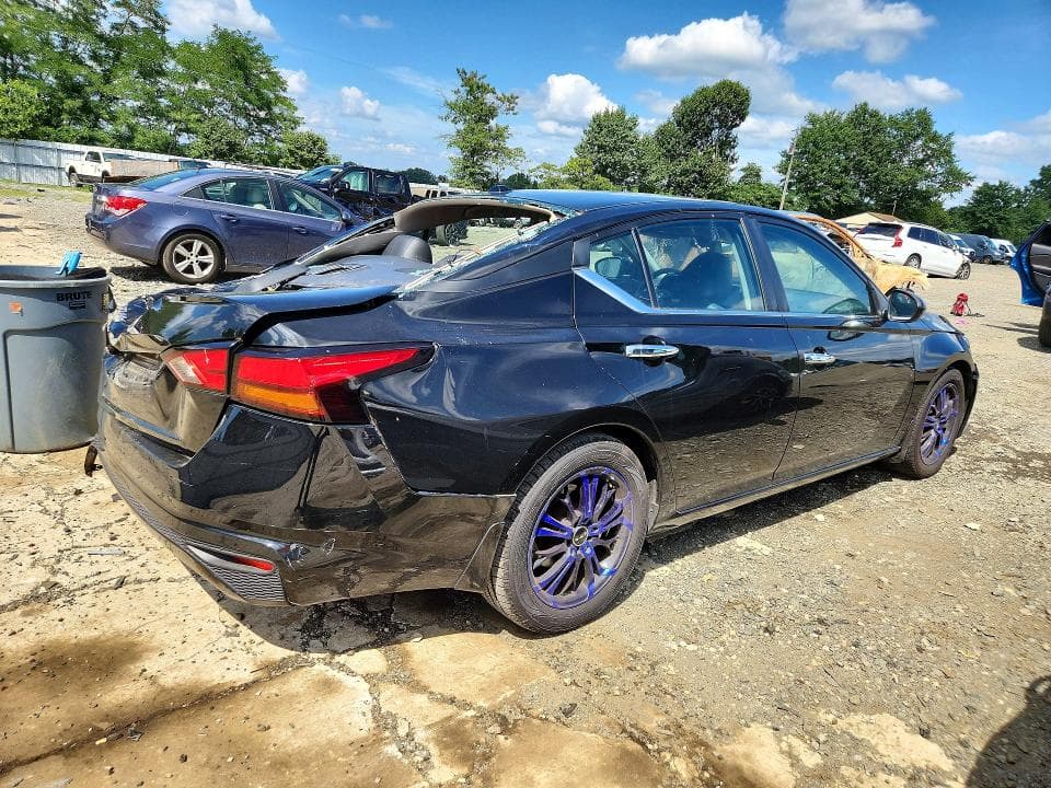 2019 NISSAN ALTIMA S 3