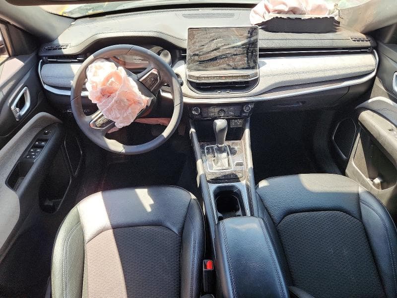 2024 JEEP COMPASS LATITUDE 8