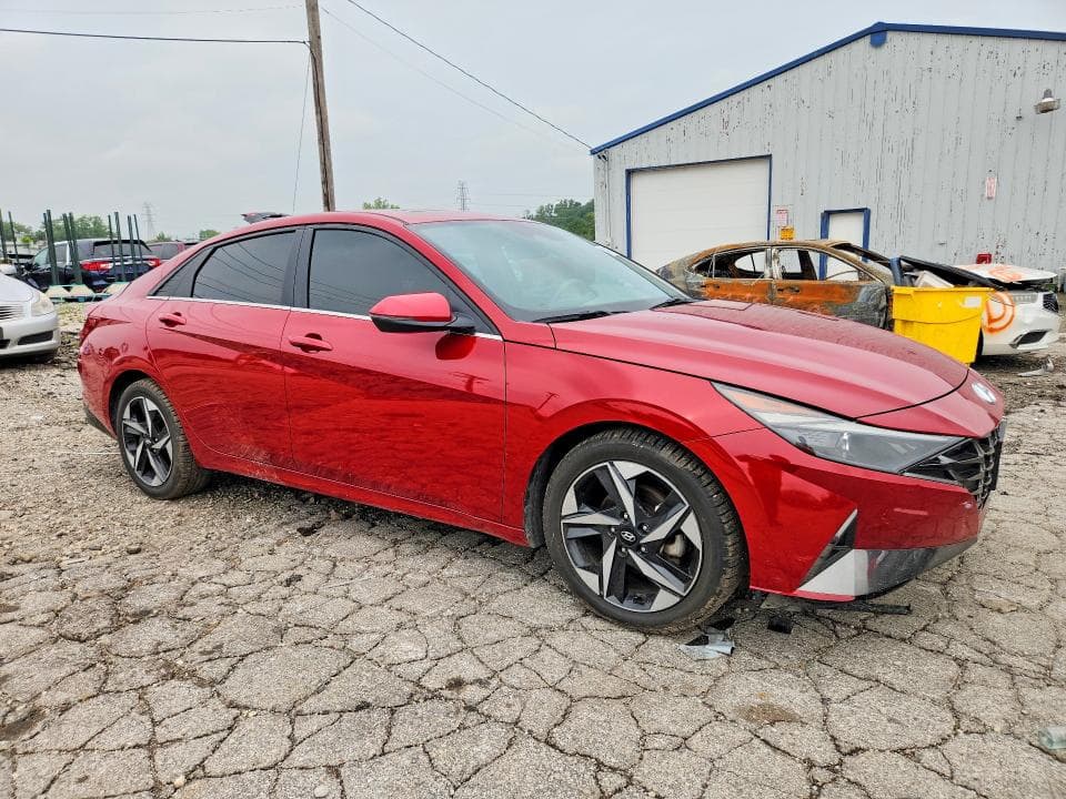 2022 HYUNDAI ELANTRA SEL 4