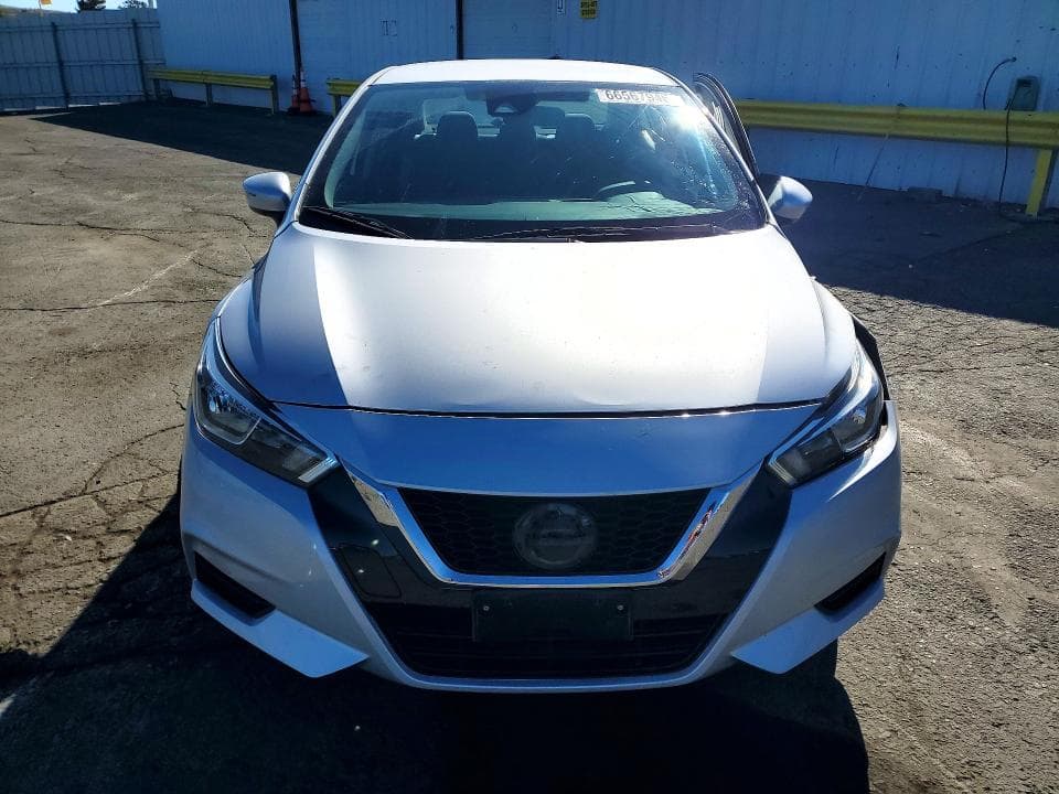 2021 NISSAN VERSA SV 5