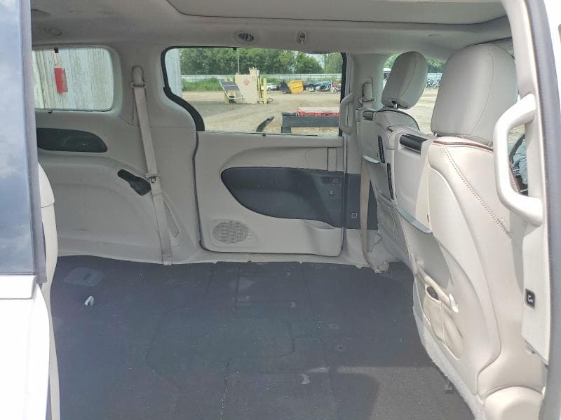 2017 CHRYSLER PACIFICA LIMITED 11