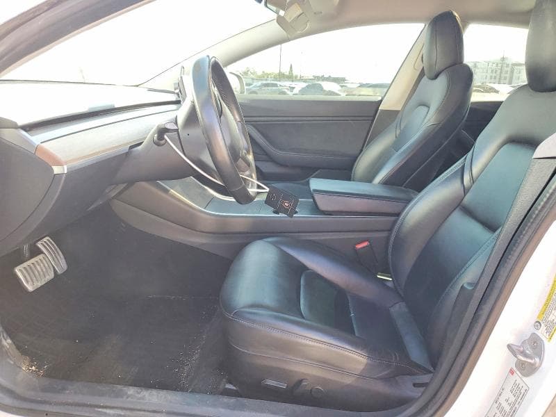 2018 TESLA MODEL 3 7