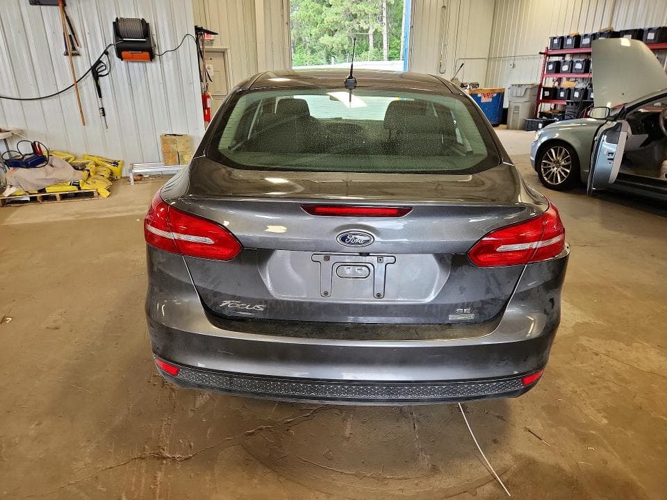 2018 FORD FOCUS SE 6