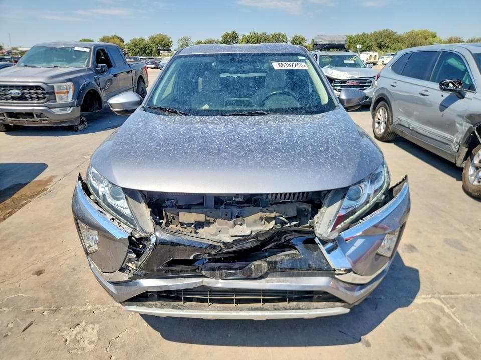 2019 MITSUBISHI ECLIPSE CROSS 5