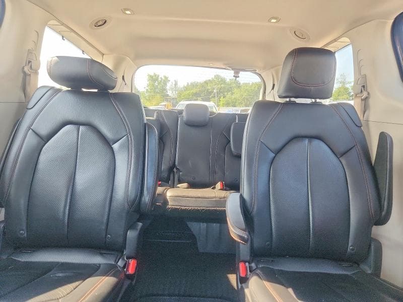 2018 CHRYSLER PACIFICA TOURING L 10