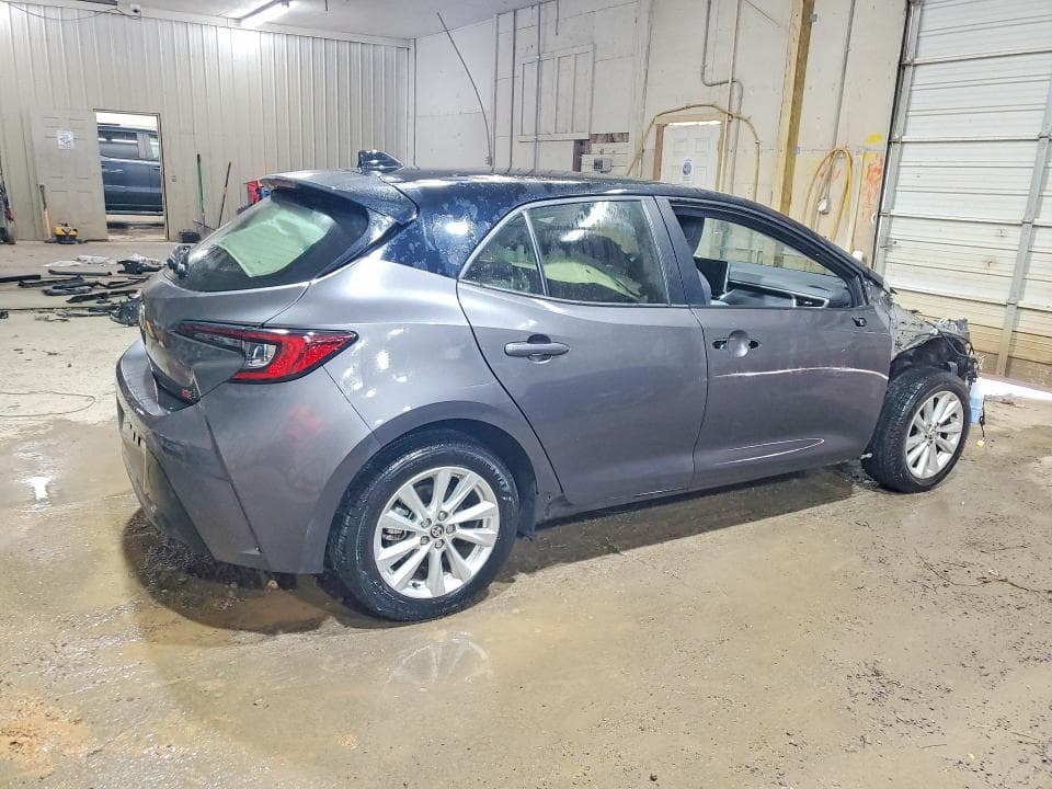 2023 TOYOTA COROLLA HATCHBACK SE 3