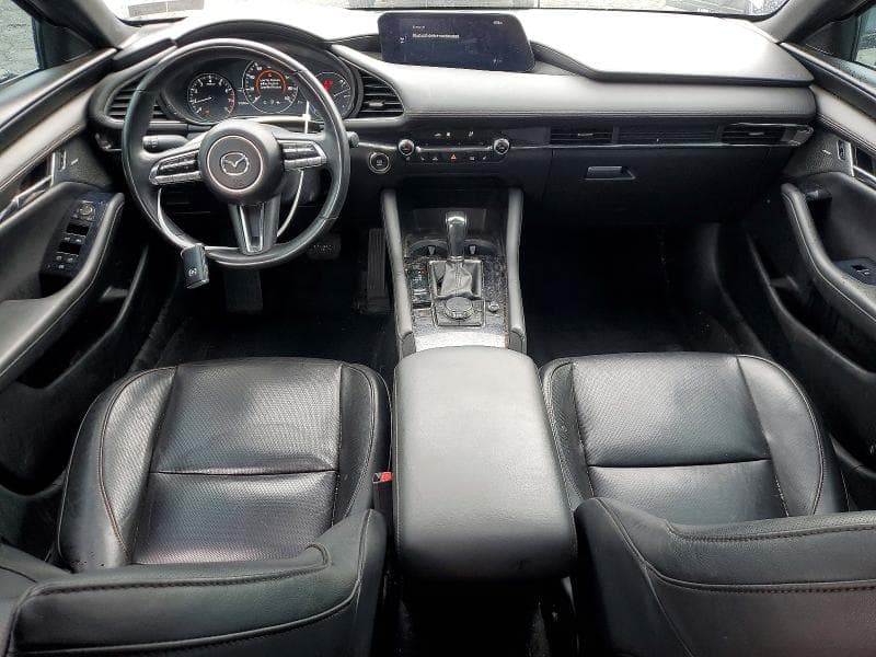 2021 MAZDA 3 PREMIUM PLUS 8
