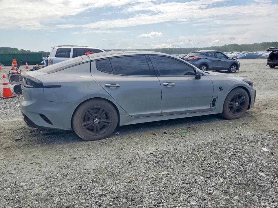 2018 KIA STINGER GT1 3
