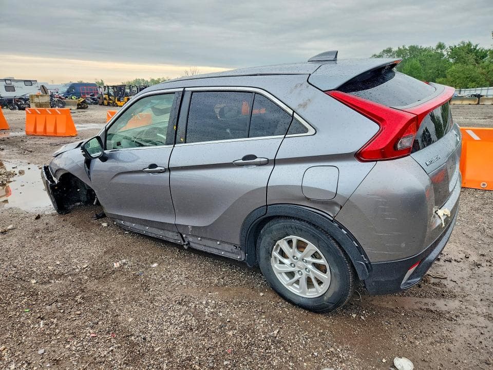 2019 MITSUBISHI ECLIPSE CROSS ES 2