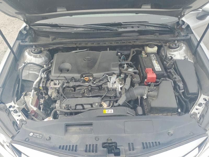 2018 TOYOTA CAMRY LE 11
