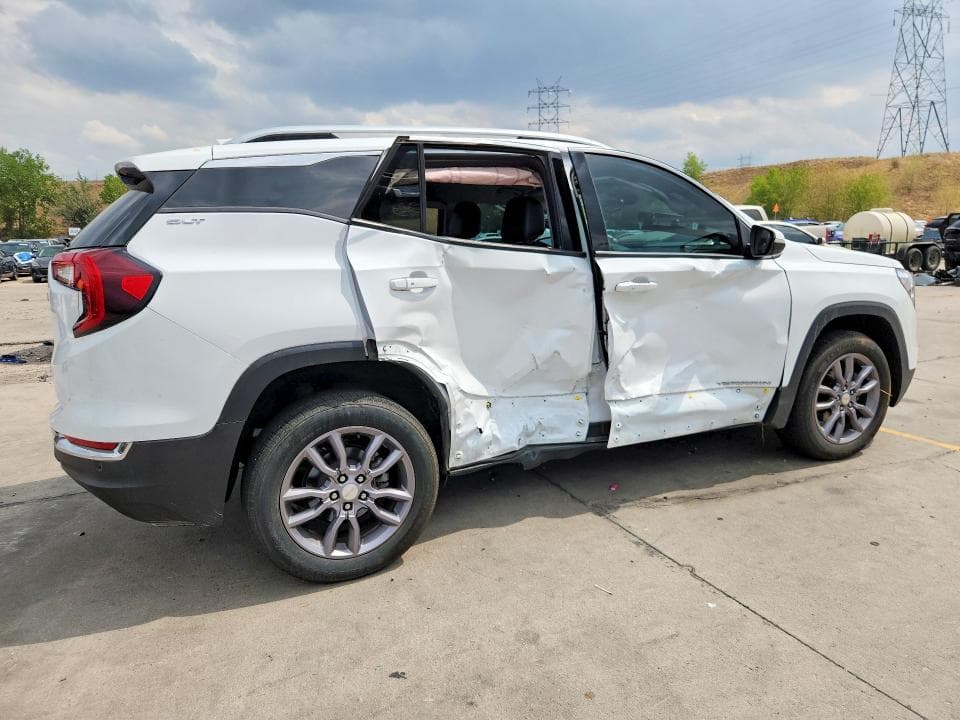 2023 GMC TERRAIN SLT 3