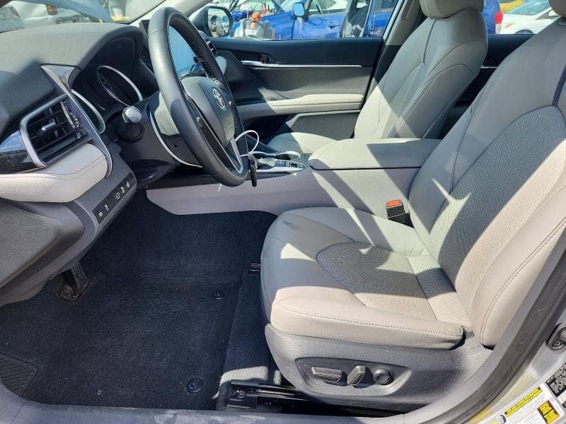 2023 TOYOTA CAMRY XLE 7