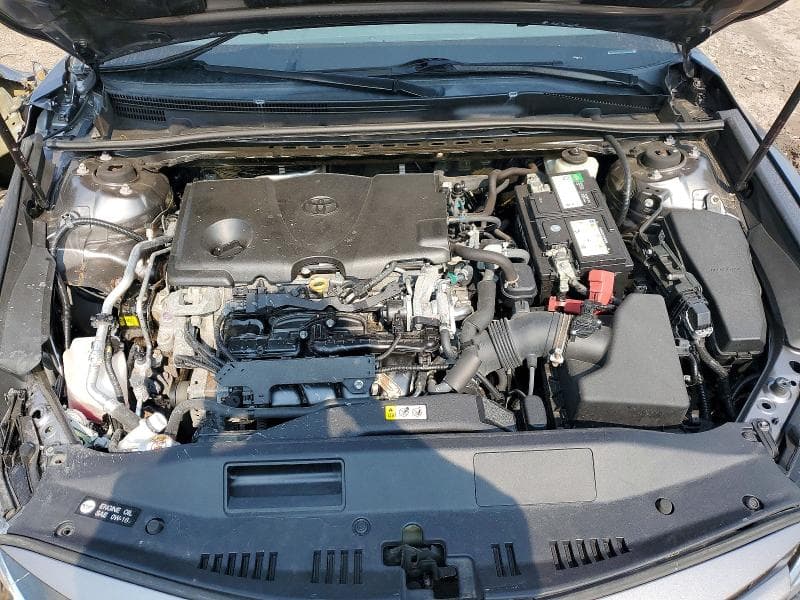 2018 TOYOTA CAMRY LE 11