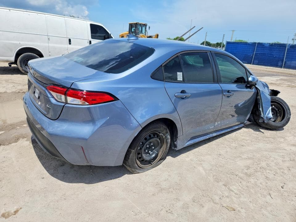 2024 TOYOTA COROLLA LE 3