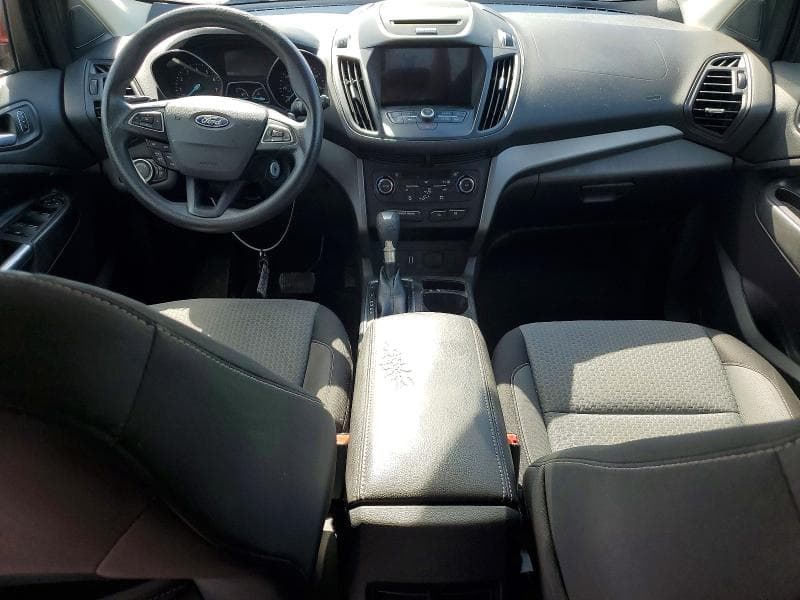 2017 FORD ESCAPE SE 8